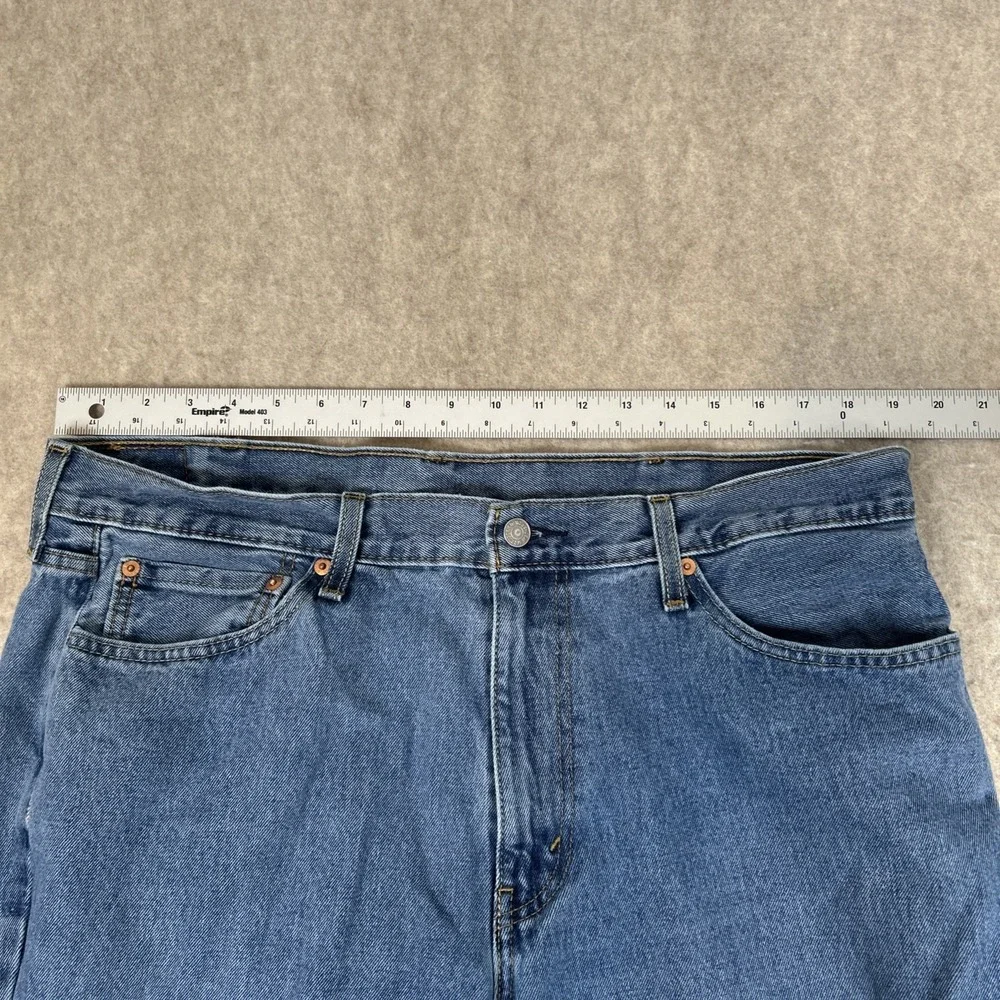 Levi's 541 men's jeans, 38 x‎ 30, straight leg, medium wash blue